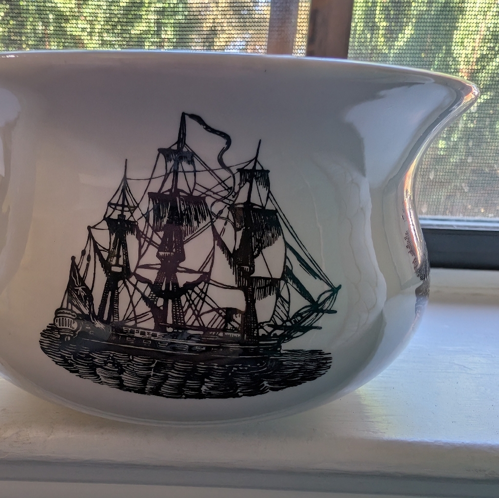 Portmeirionion Pottery "Sailing Ships" Stoke On Trent Vintage Handled Bowl - Picture 7 of 9